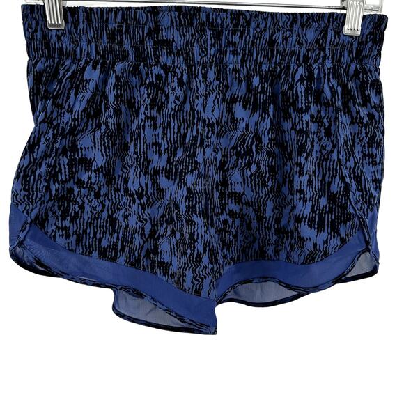Athleta Mesh Racer Run 4" Shorts Featherweight Traverse Geo Indigo Blue XS - Picture 2 of 6